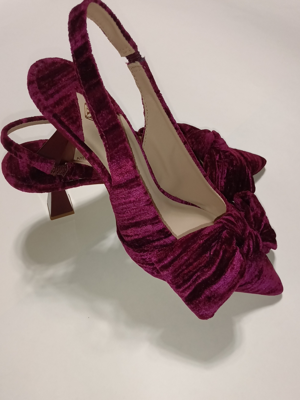 ANTONIO MELANI Lenore Velvet Bow Detail Slingback Pumps Size 6.5 - Picture 6 of 10